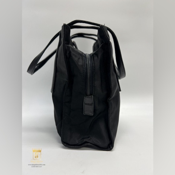 Prada tote - Picture 4 of 13